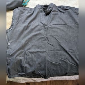 Figs brand scrubs: petite medium, graphite with mandarin collar